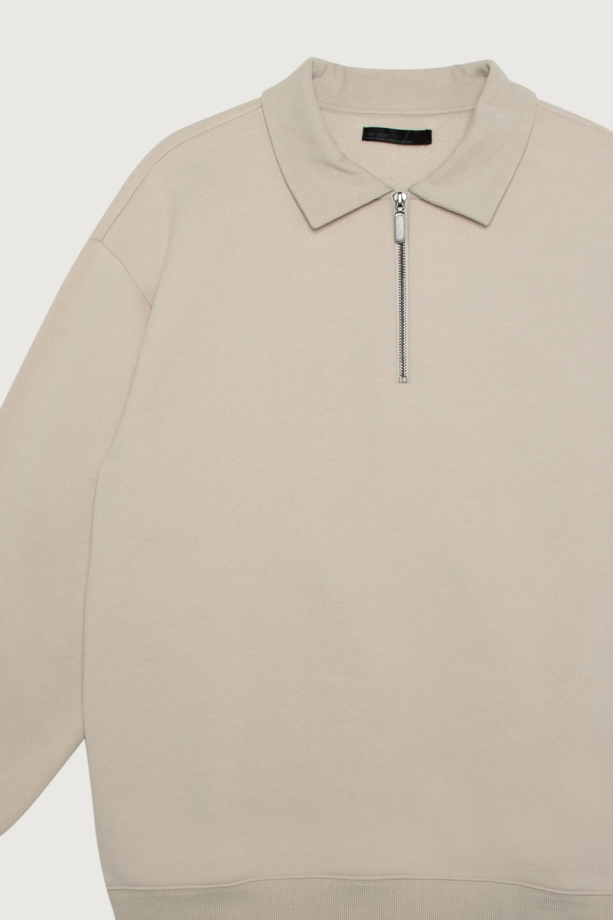 COLLARED HALF-ZIP SWEATSHIRT