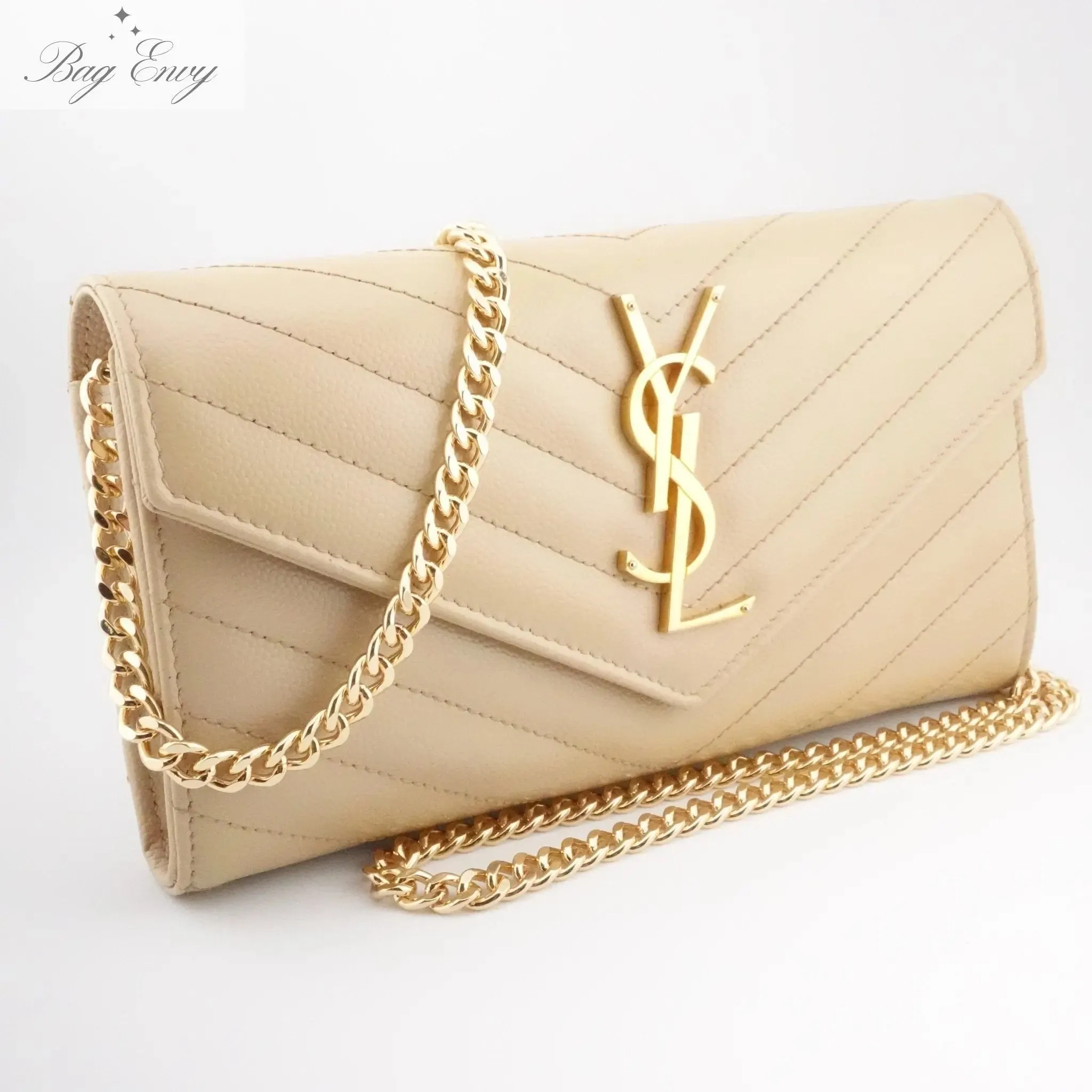 SAINT LAURENT Grain de Poudre Chevron YSL Cassandra Clutch on Chain