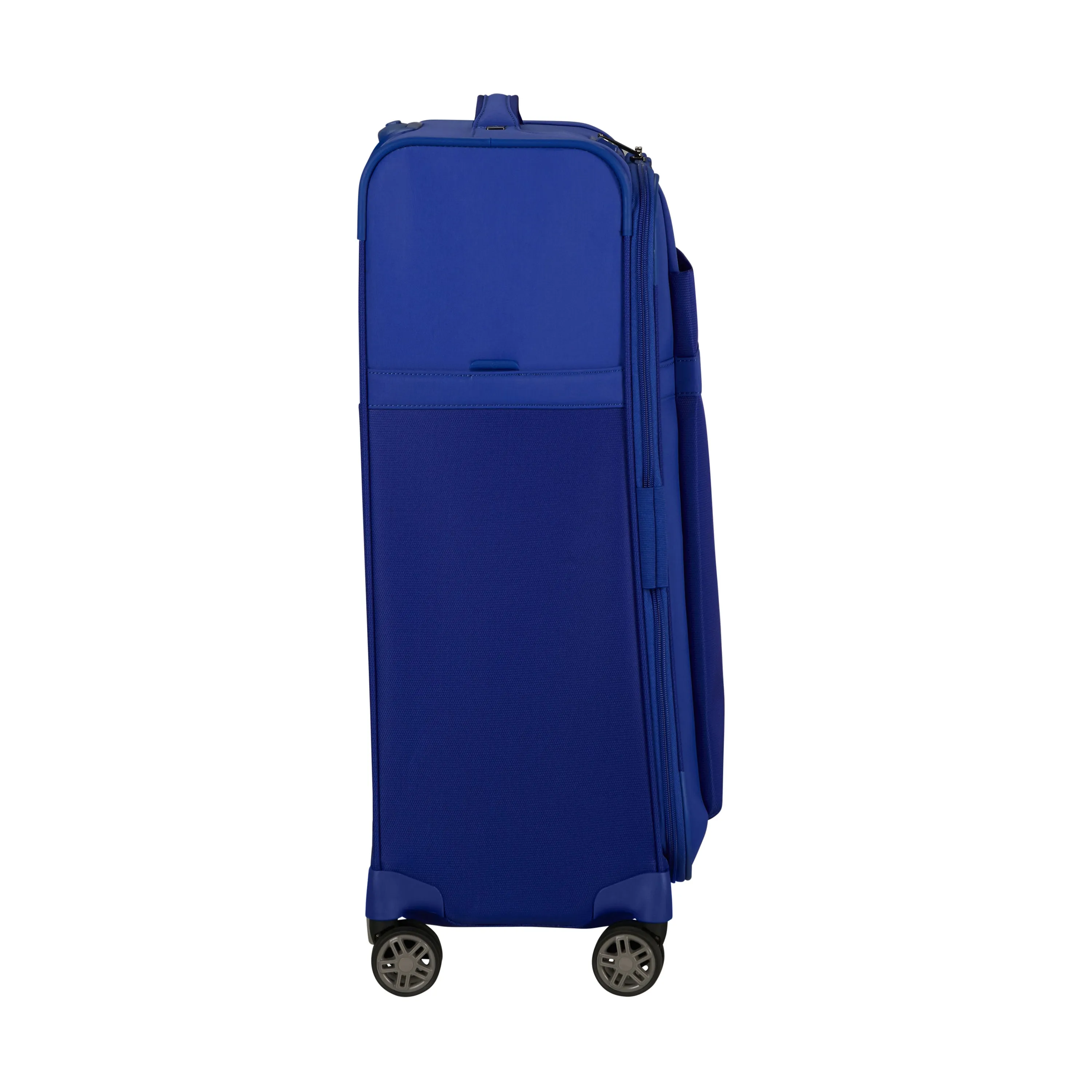 Samsonite Airea Spinner Medium Luggage